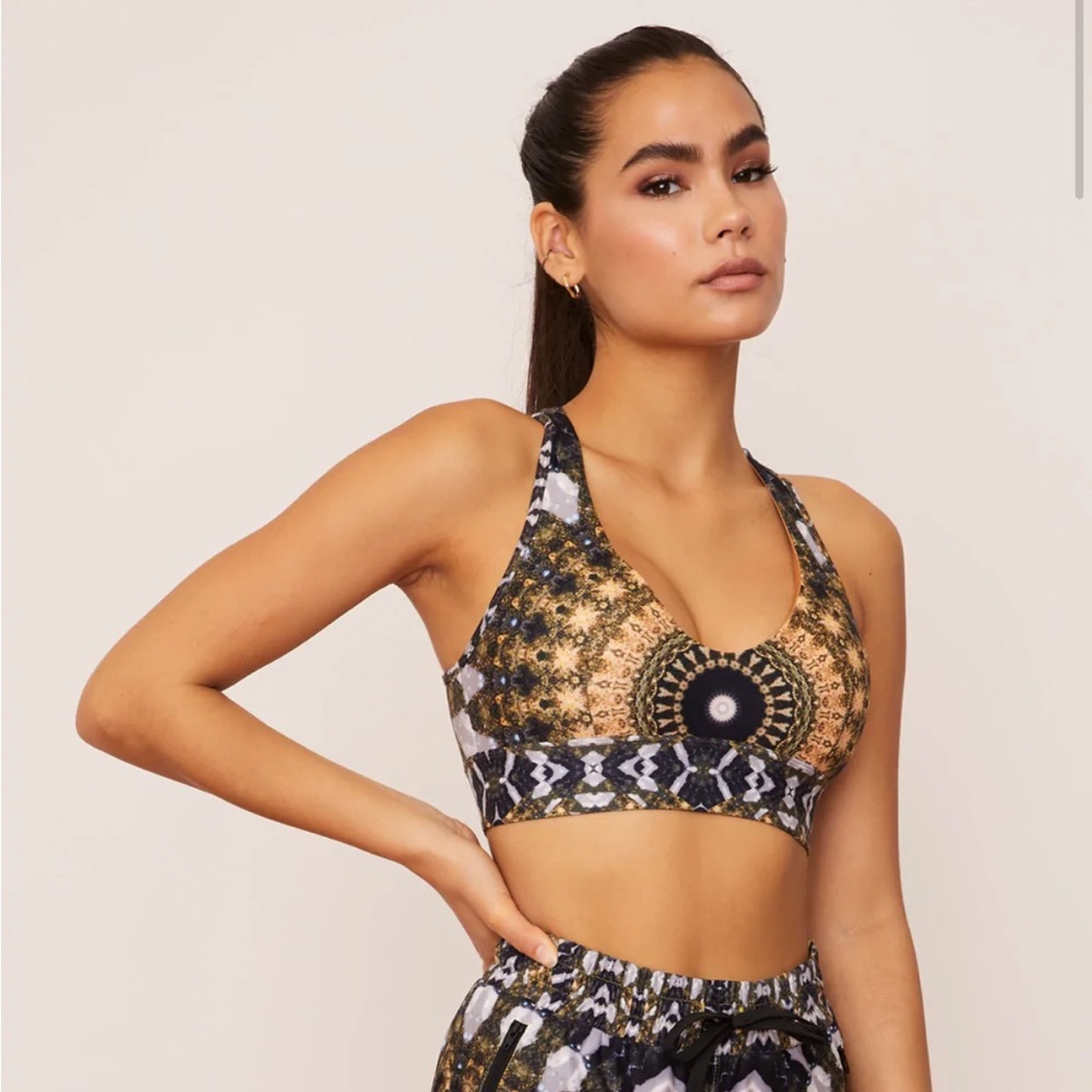 Wolven noor racerback bra